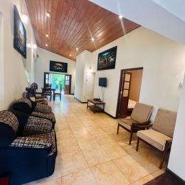 Lovely Home, hotel i Panadura