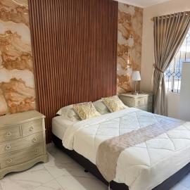 Villa Omar, hotel en Cikujang