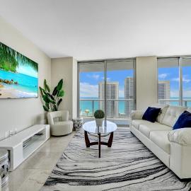 Beachwalk Resort, hotel in Hallandale Beach
