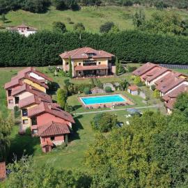 Hotel La Lluriga, hotel a La Galguera