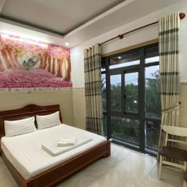 Khách sạn Hội Ngộ, Hotel in Dĩ An