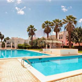 "Tavira Garden Retreat" -Pool -Balcony -Terrace -Quiet area -free parking -AC -Family Friendly -Tennis
