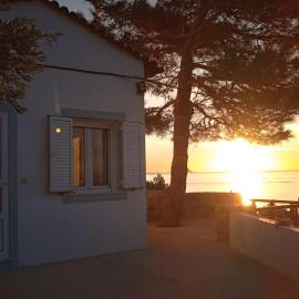 Το Χαρούμενο Σπίτι Στο Λιβαδι – hotel w mieście Xilosírtis