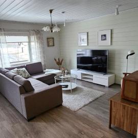 Arctic House Kemi 7 GUEST, outdoor tentsauna Experience, hotel a Kemi