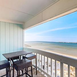 White Sands Bay Front Pensacola Condo, hotel in Pensacola Beach