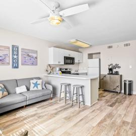 Tropical Isle #205, hotel in Fort Walton Beach