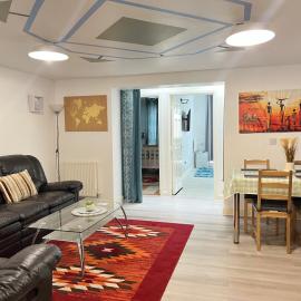 Crescent Apartment - Two bedroom