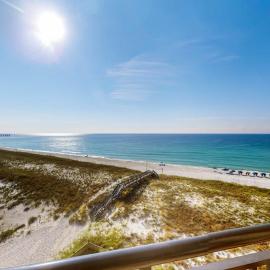 Navarre Towers 602, hotel in Navarre