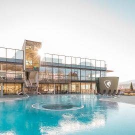 Hotel und Therme NOVA、ケーフラッハのホテル
