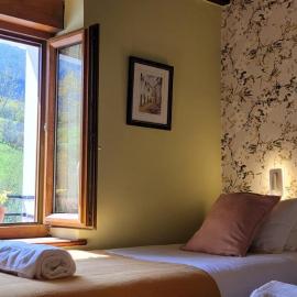 Casa Cabrales, hotel a Poo de Cabrales