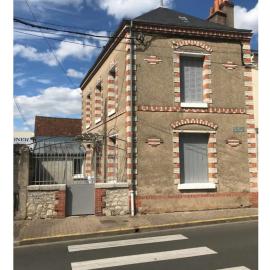 Maison des chateaux، فندق في Bléré