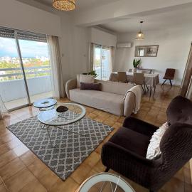 City Vibes - Central 3BR Spacious Apartment