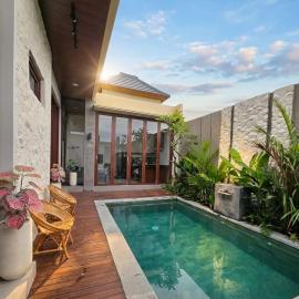 Villa Uma Chesta - 2BR Private Pool Villa in Keramas,Quiet,Near Beach