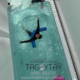 Salablanca Brand New Jacuzzi Heated Pool PS5 VR Cinema Fully AC Indoors Smart TVs with Netflix Disney Plus Large Balcony