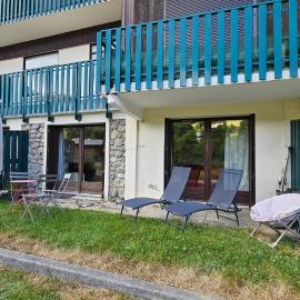 Appartement en rez-de-chaussée, sur les pistes, hotel in Les Gets