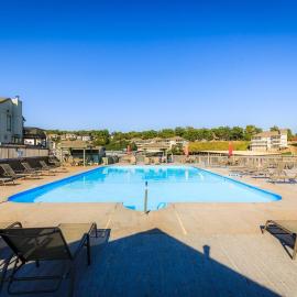 Lakefront Condo with Indoor Pool