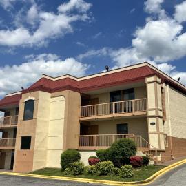 UNIVERSITY INN Winston, хотел в Уинстън-Сейлъм