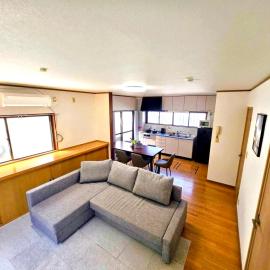 Holiday Home 3 Floors 115 m Near Haneda Airport 6 Bedrooms Sleeps 9, Hotel in Tokio