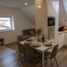Mahne Apartment