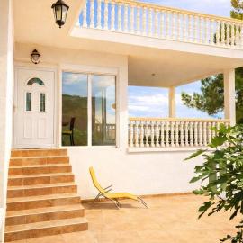 Sunny Villa, hotel in Dobra Voda