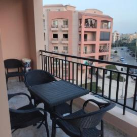 Building 211, Gulf 2, Apartment 403, hotel in ‘Ezbet `Abd el-Ḥamîd