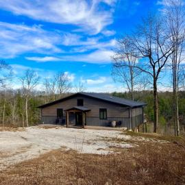 Waldens Wonder - Artful Cabin with Sweeping Valley View