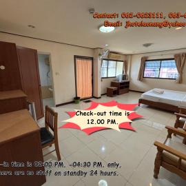 J Hotel2