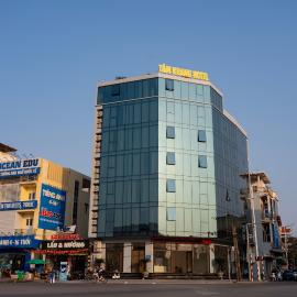 Tâm Khang Hotel, hotel a Móng Cái
