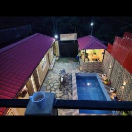 Shivay Hotel & Resort, hotell i Dhārchula