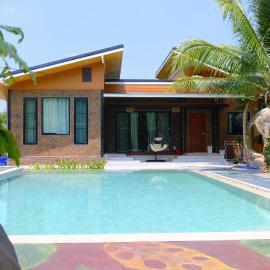 Stylish Resort Rooms in a Private Oasis