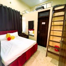 Shree Pria JU Dham Rooms in Vrindavan