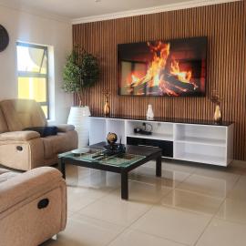 The Pebbles-UA: Mahikeng şehrinde bir otel