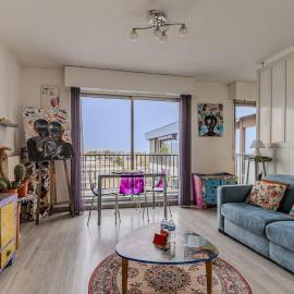 Mérignac में, होटल Arago - T2 avec 1 Chambre 1 Canapé-Lit 1 Salle de Bain