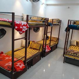 Agrasen Homestay, hotel i Prayagraj