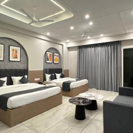 Kharar में, होटल Hotel The Merc