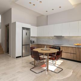 Giannis Apartment
