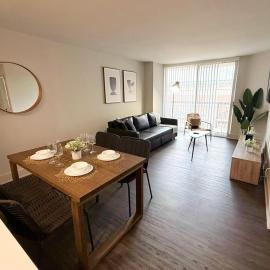 Perfectly Located Apt - Steps to Metro & More