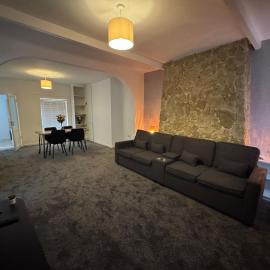 Two Bed House in Irthlingborough Perfect for Contractors