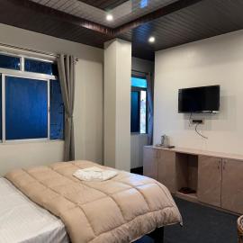 Hotel Basera