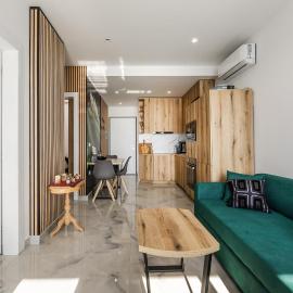The Butterfly Apartment | Seafront & Amazing Views by PikHost