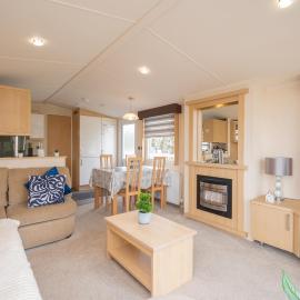 Vacant Nests The Belfry Starlink Sleeps 8, hotel in Longniddry