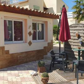 LA CASA de PAQUITA, hotel in Clermont-lʼHérault