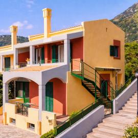 Golden Tiara Apartment