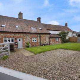 Harvey Cottage، فندق في Barney