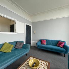 Pier View 2 Bedroom Apartment, Hotel in Herne Bay