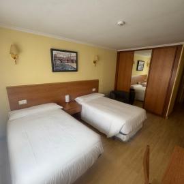 Hostal El Volante, hotell i Estella