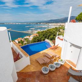 Agi Castell Mar, hotel Rosesben