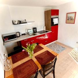 Ruhige Ferienwohnung im Grünen - Nähe Rheinsteig