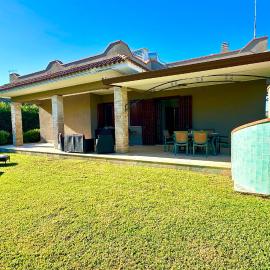 Villa Arenella 300m from Beach with Garden & Parking