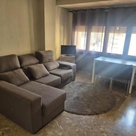 APT4 Apartament cèntric, ideal per visistar Vic APTGARBI, hotel en Vic